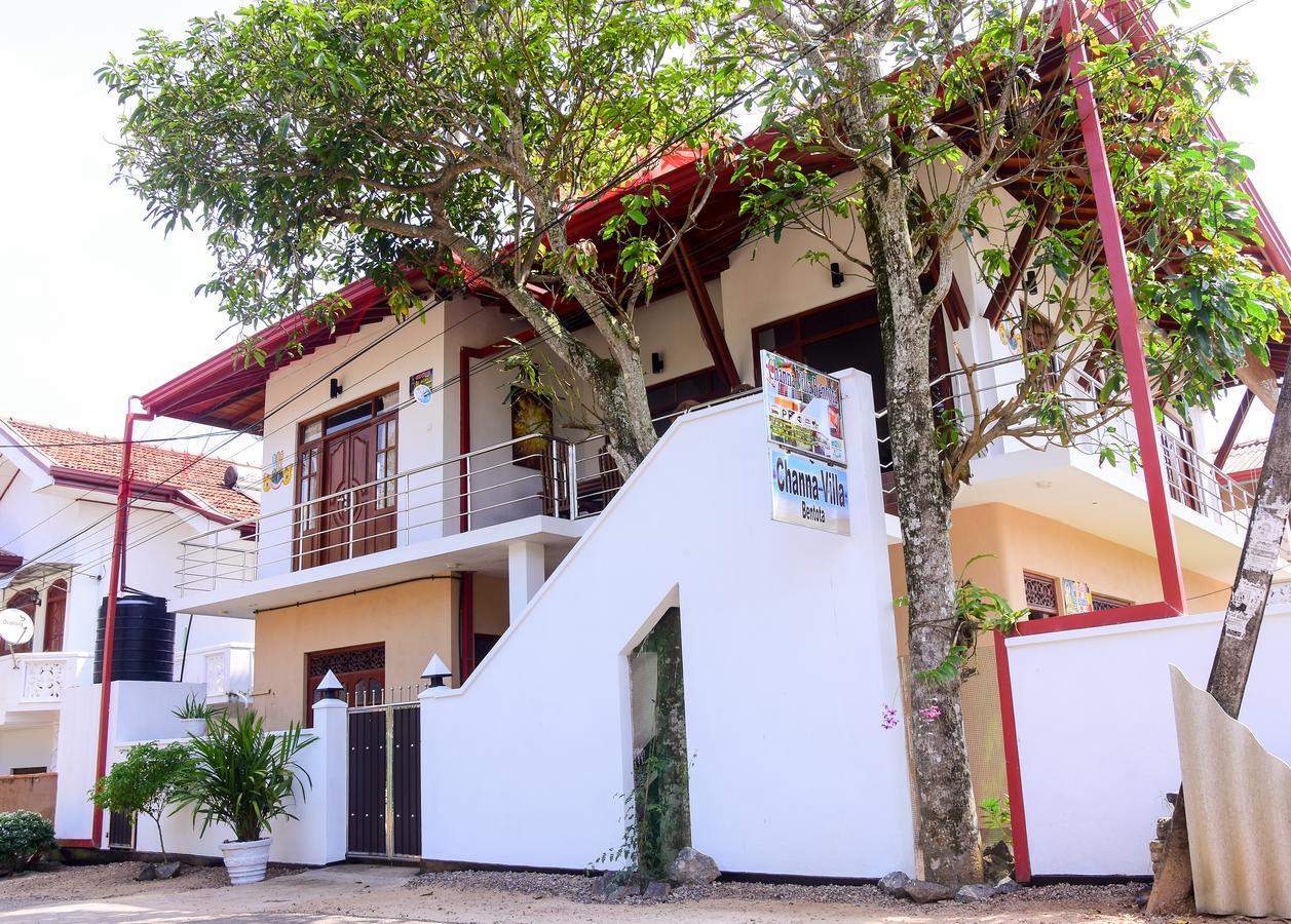 Channa Villa & Tours Bentota Buitenkant foto